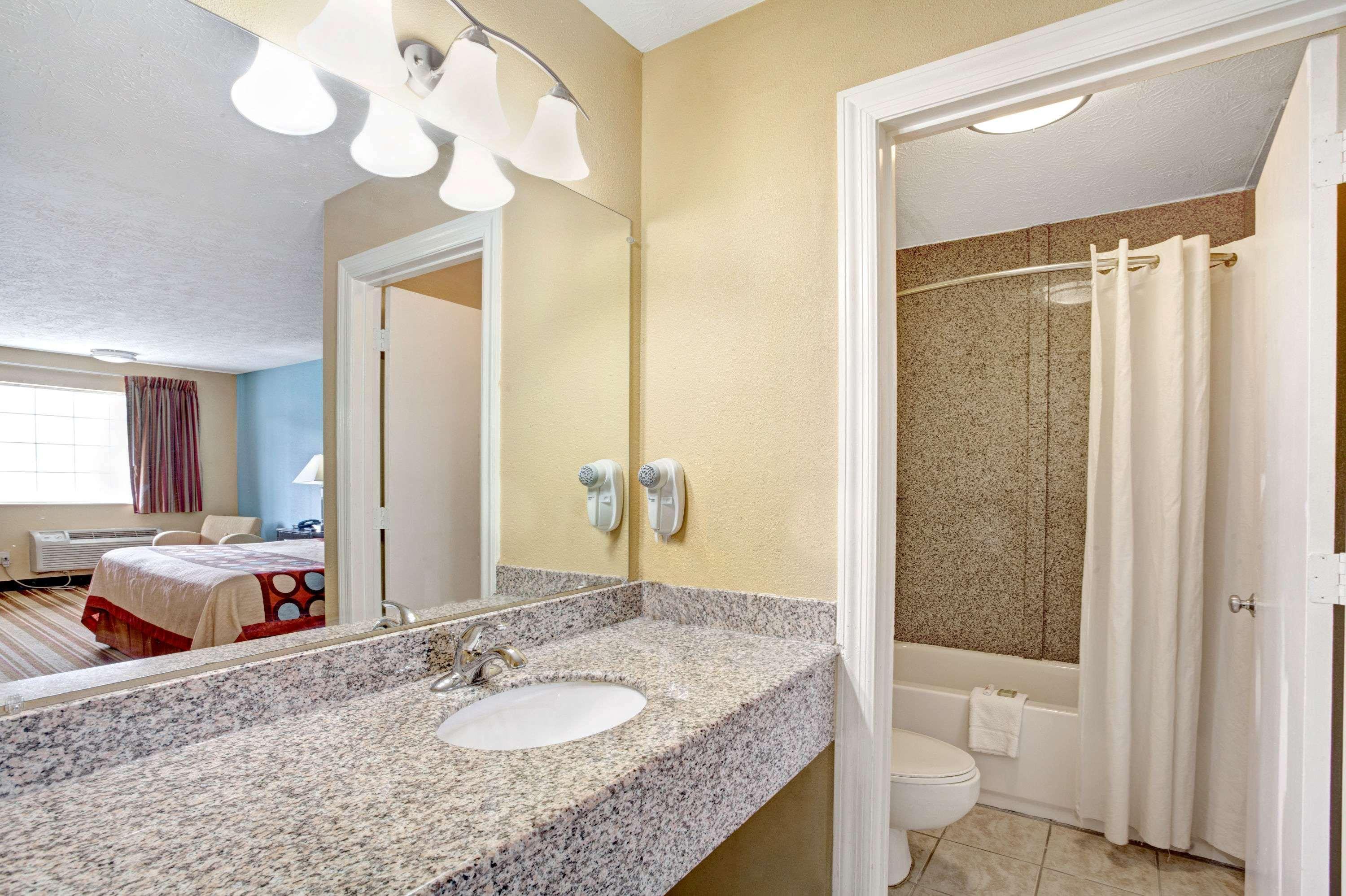 Super 8 By Wyndham Whites Creek/ Nashville Nw Area Ngoại thất bức ảnh